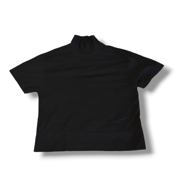 2 Women's Black T-Shirts, XS,S - Picture 2 of 5